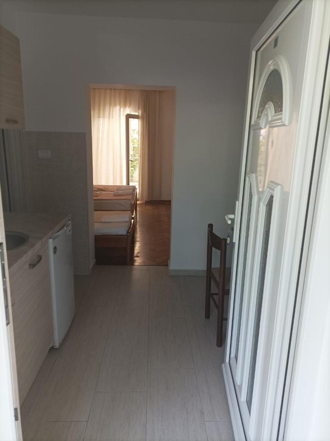 בודווה Apartmani Bastrica מראה חיצוני תמונה