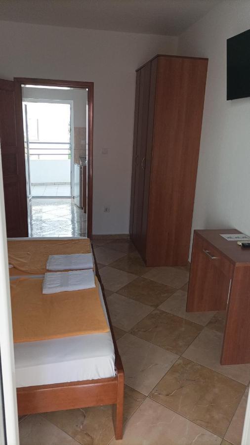 בודווה Apartmani Bastrica מראה חיצוני תמונה